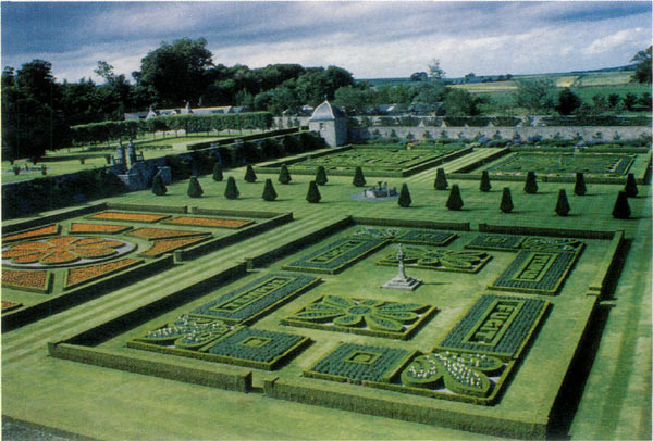 Parterres in the Great Garden at
Pitmedden Garden